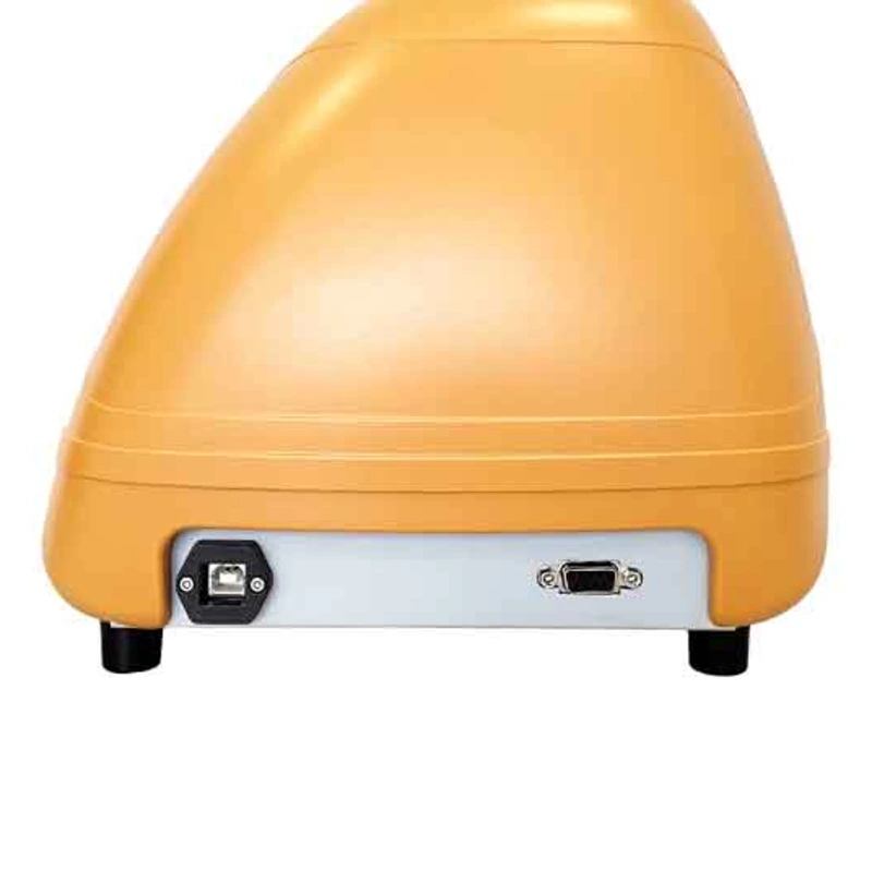 GCC EXPERT II 52 LX 側面 USB 與 Serial 傳輸介面